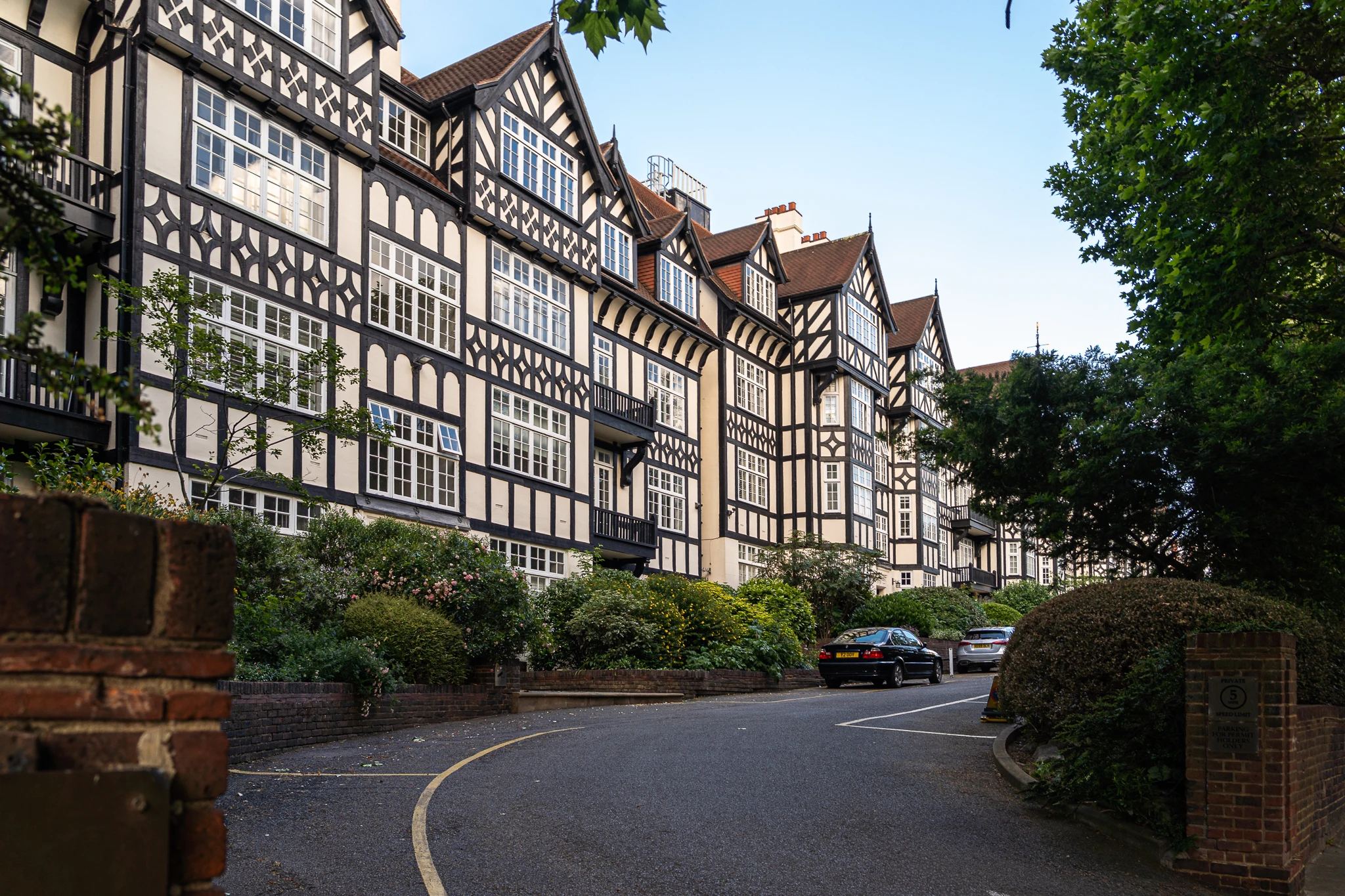 clifton-court-architektura-londynu