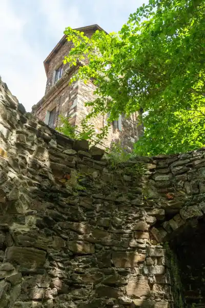 Wieza bramna  zamek w toszku 134